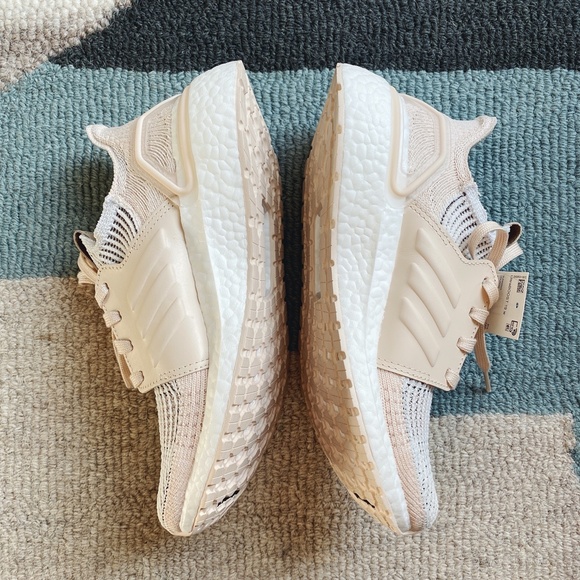 ultraboost 19 crystal white  brown  linen